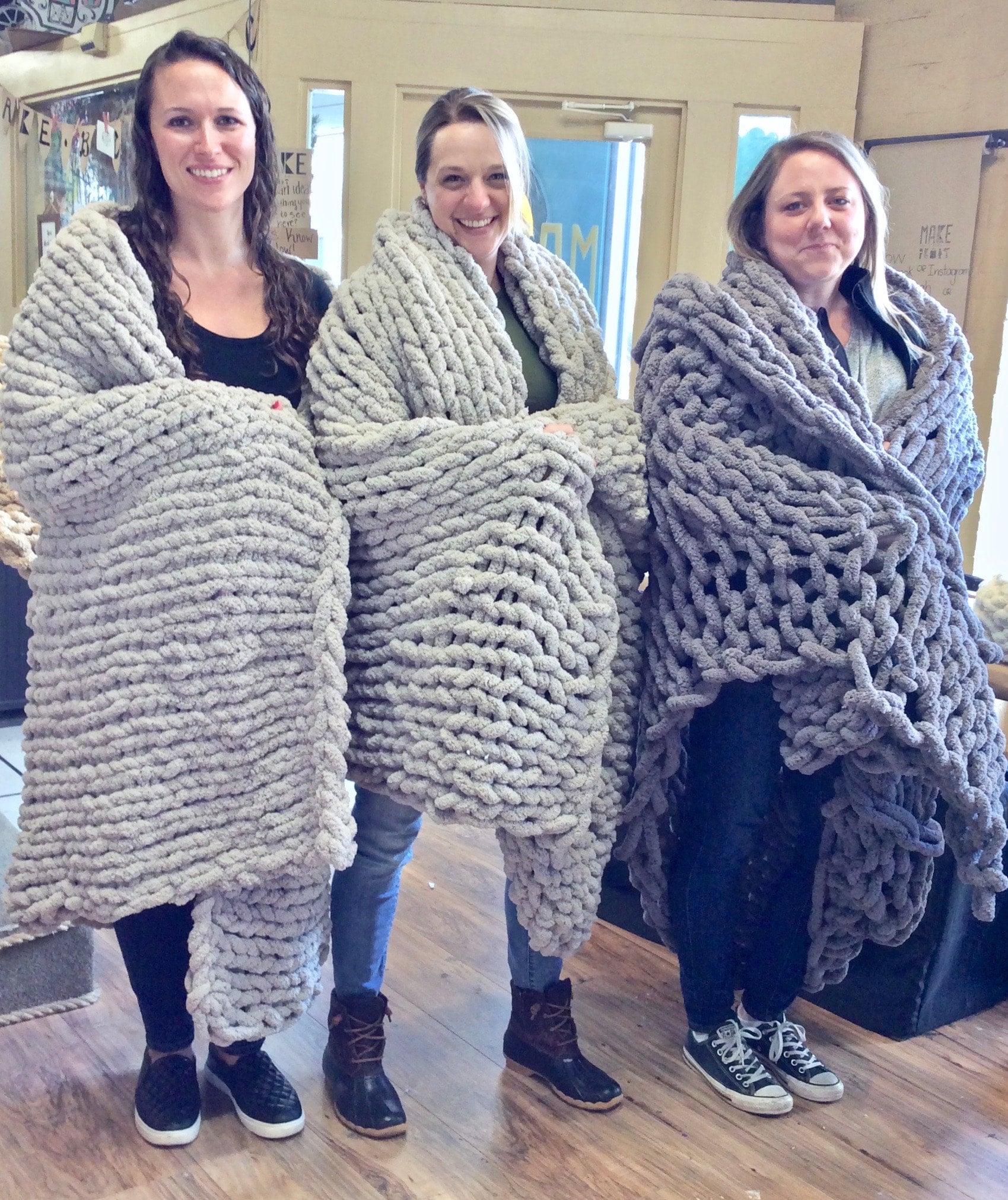 March 11 Chunky Knit Blanket Class MAKE Studios Paducah